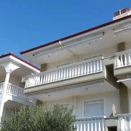 Dimar1 Seaside Apartment Paralia Dionysiou